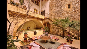 Magnifique ferme provençale du 18 ème siècle